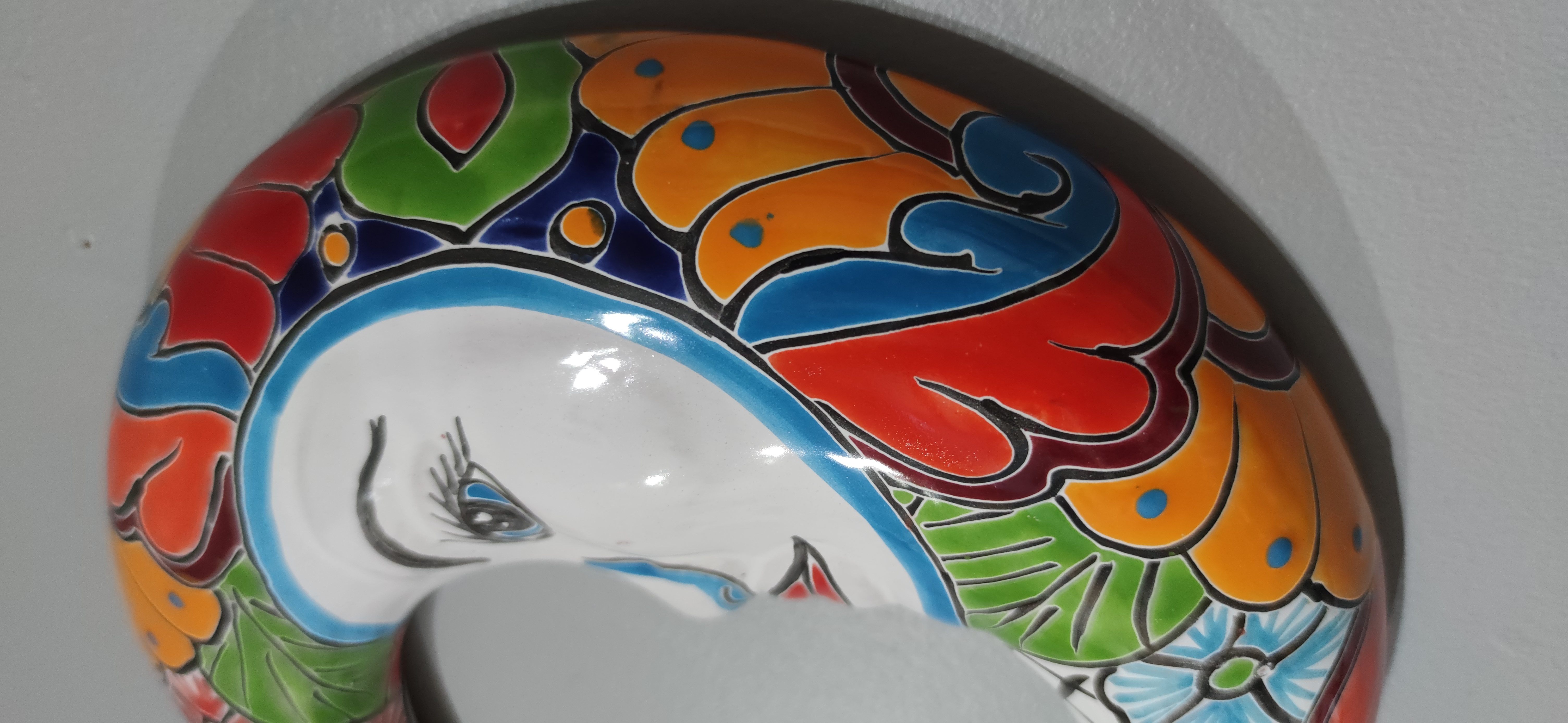 Talavera – style Moon