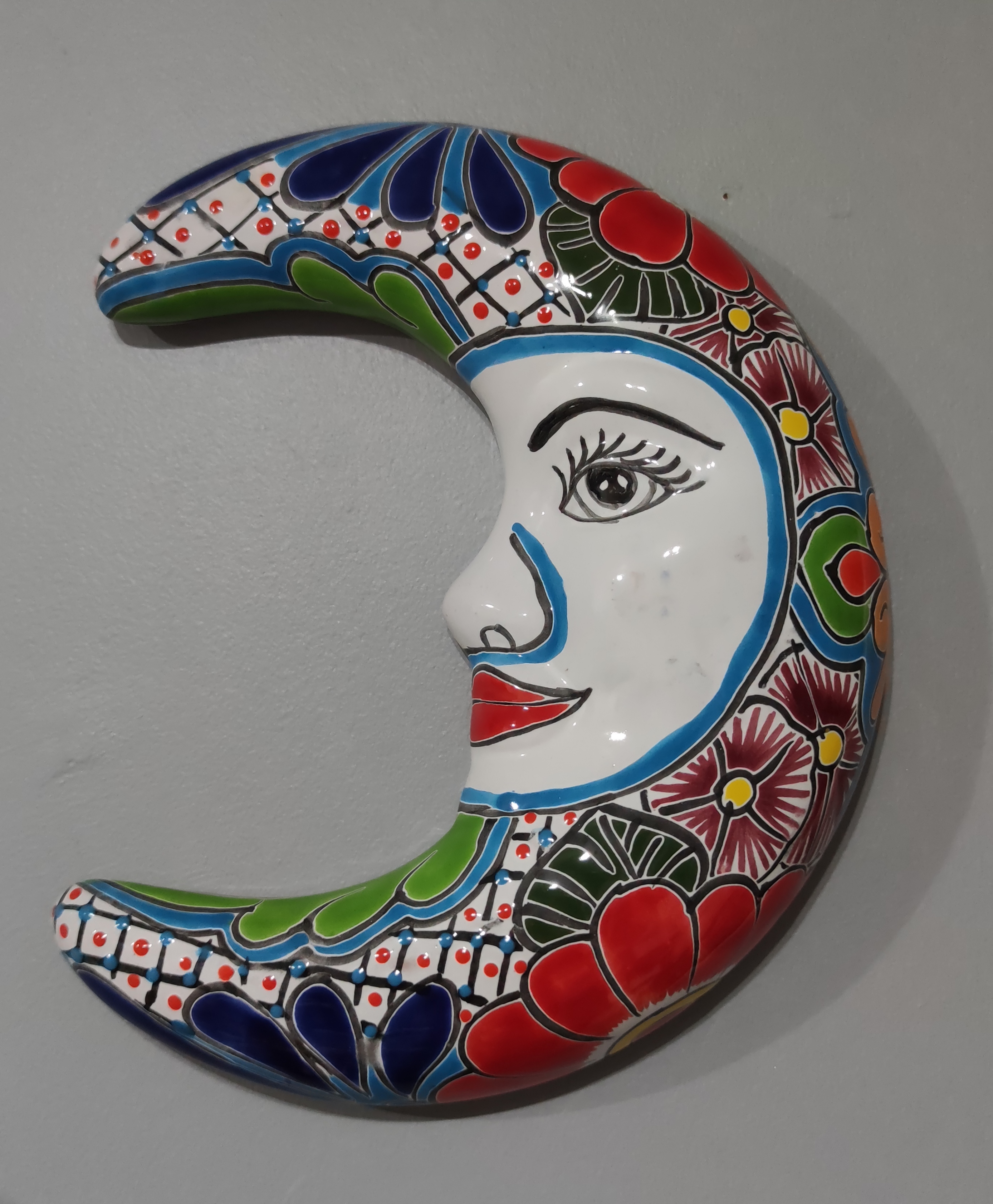 Talavera - style Moon