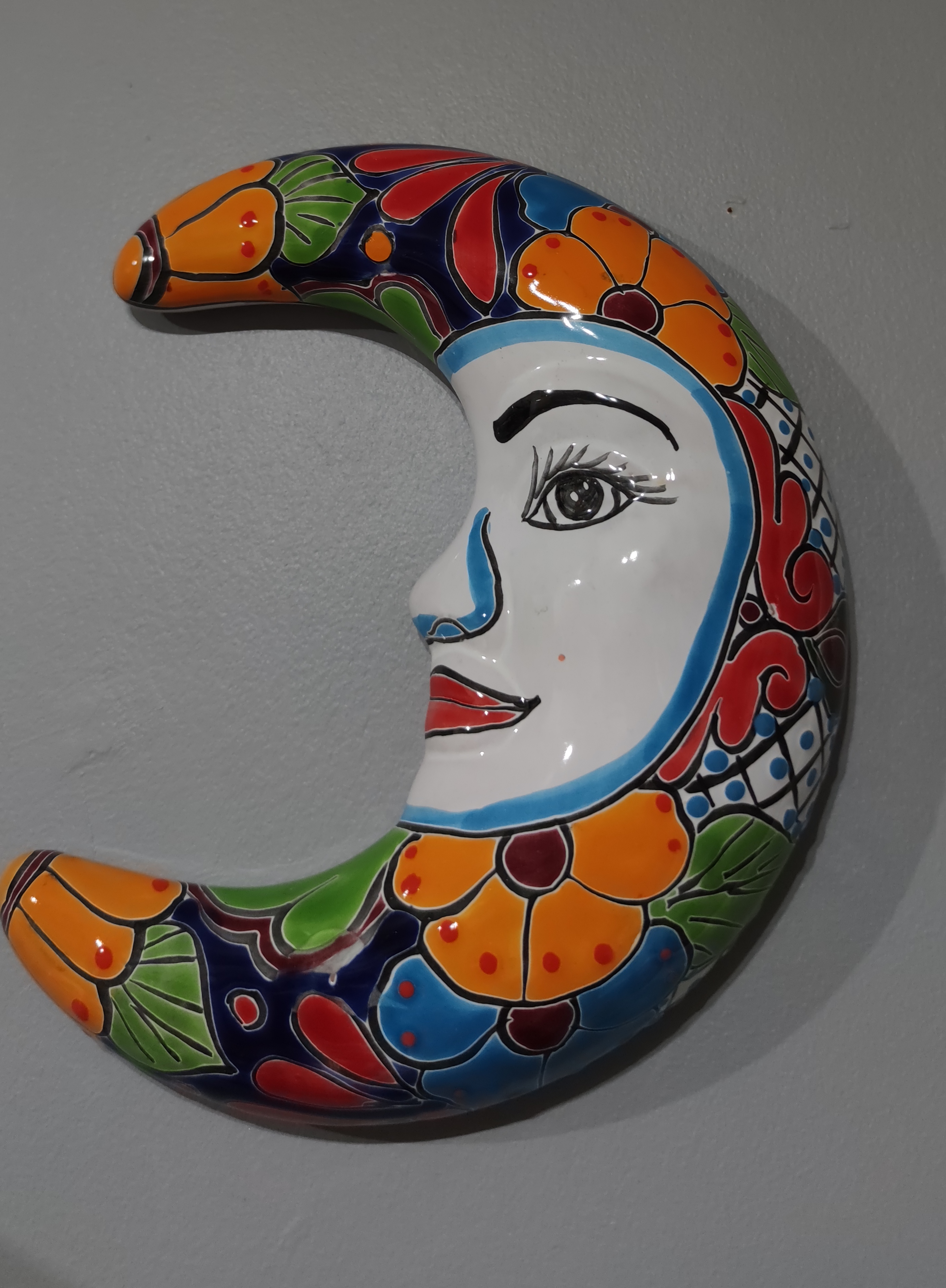 Talavera - style Moon