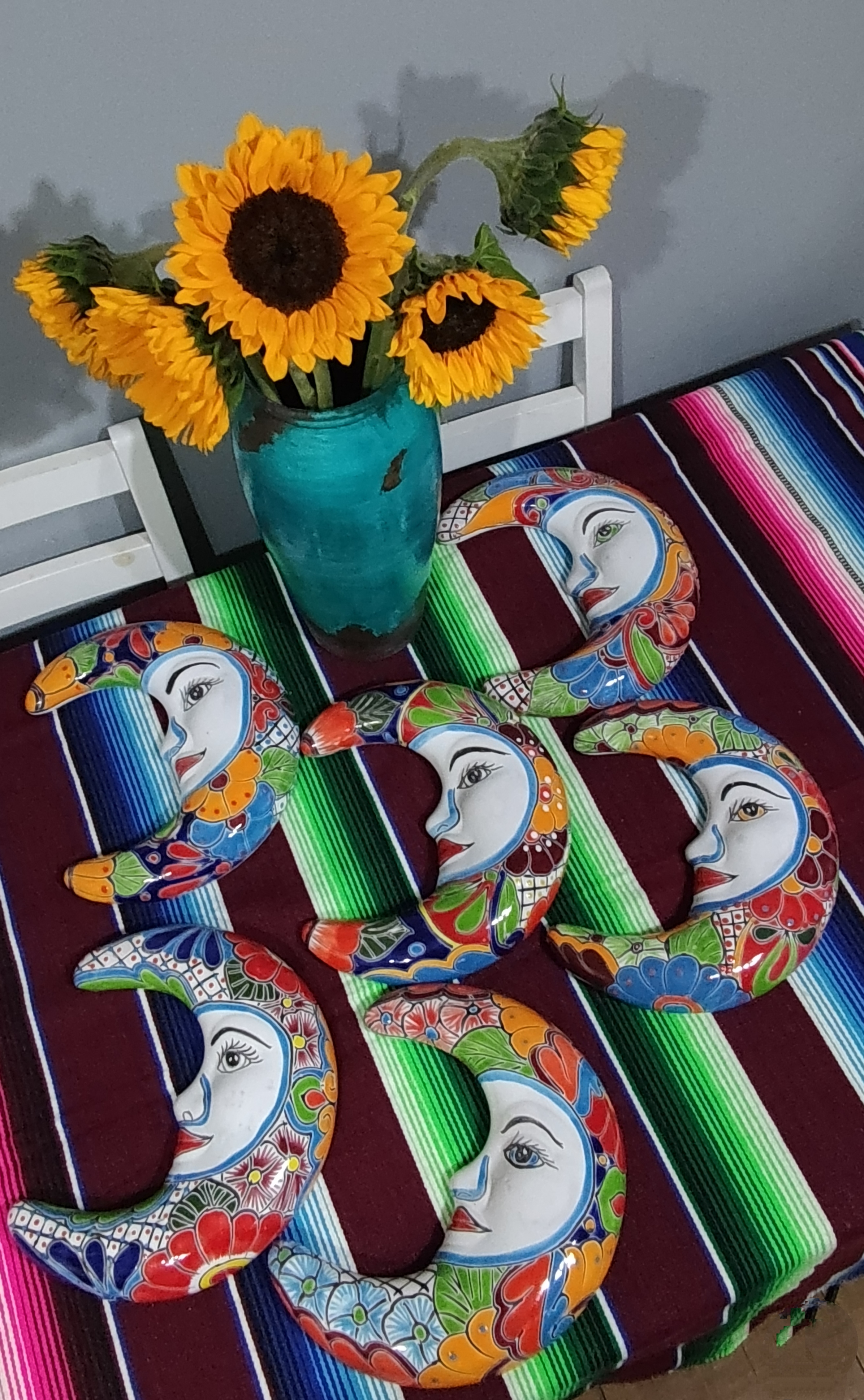 Talavera - style Moon